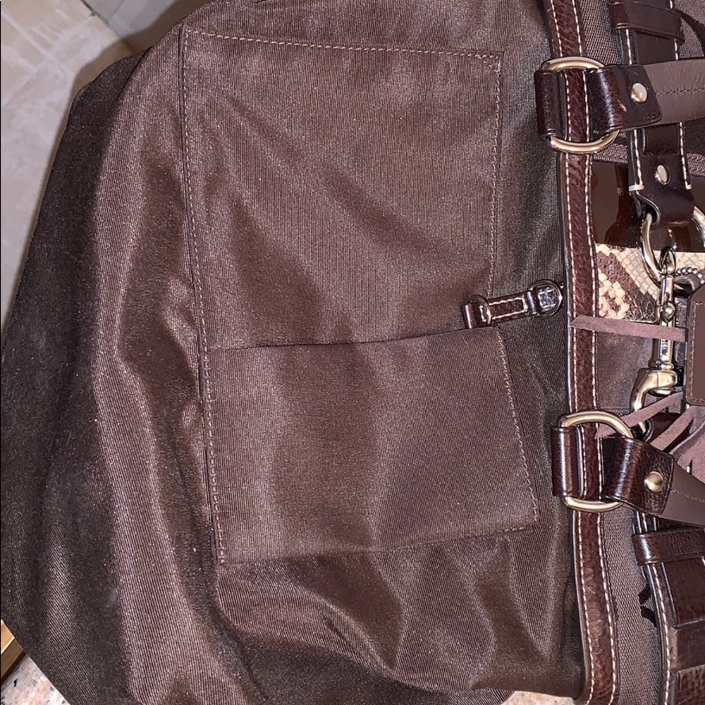 Coach Hampton Python Satchel. Serial # G06j-10264 - image 8